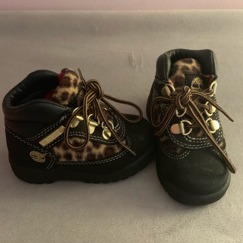 Timberland toddler boots, size 5.5